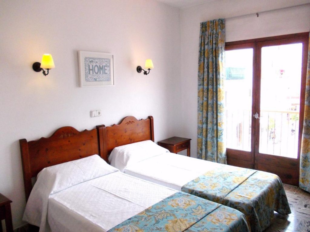 Hostal Rey Santa Eulària des Riu Ibiza