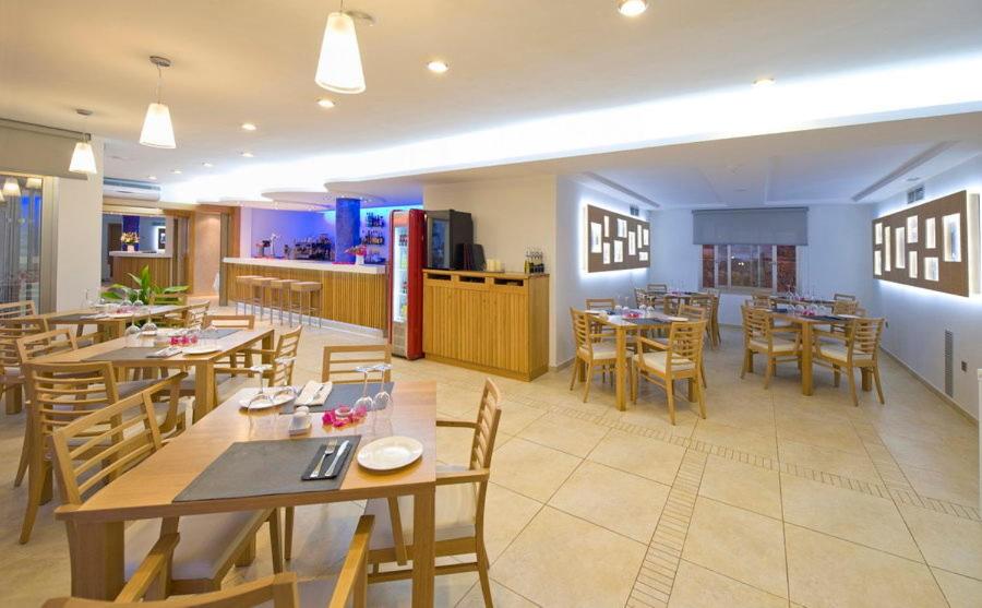 Bon Sol Prestige Playa d'en Bossa Ibiza