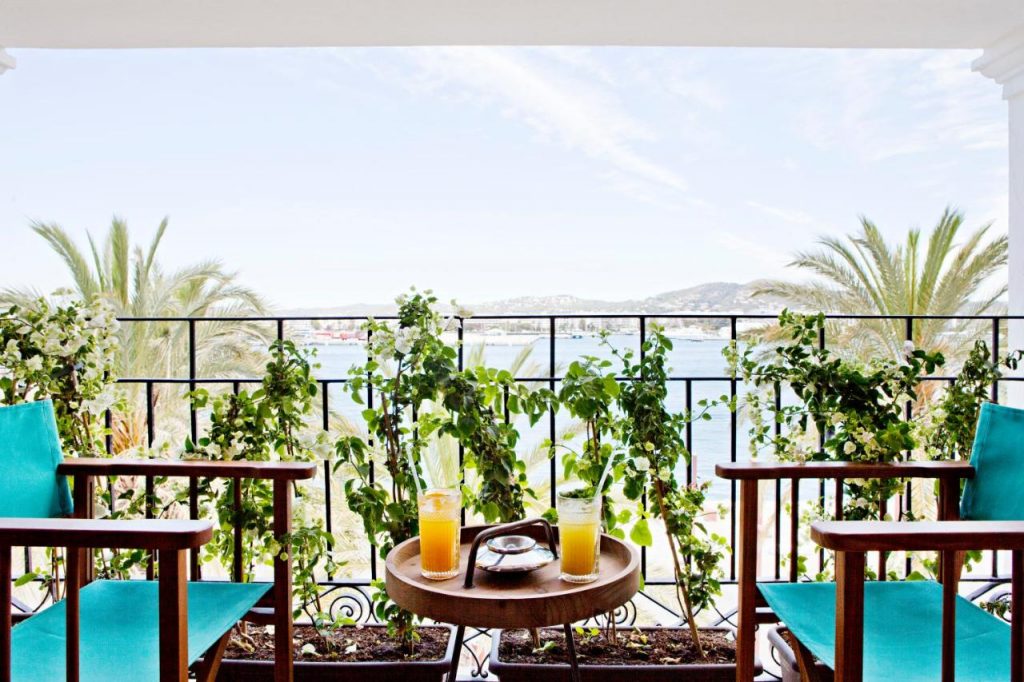 105 Suites Rental Apartments Ibiza
