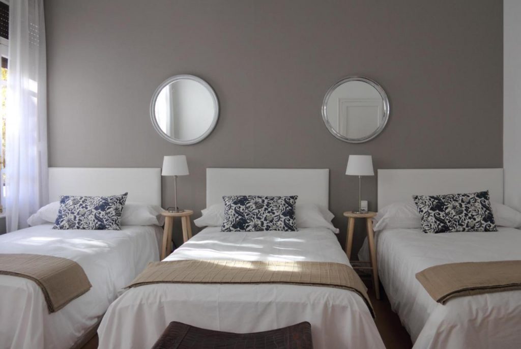 7 Moons Bed & Breakfast | Valencia