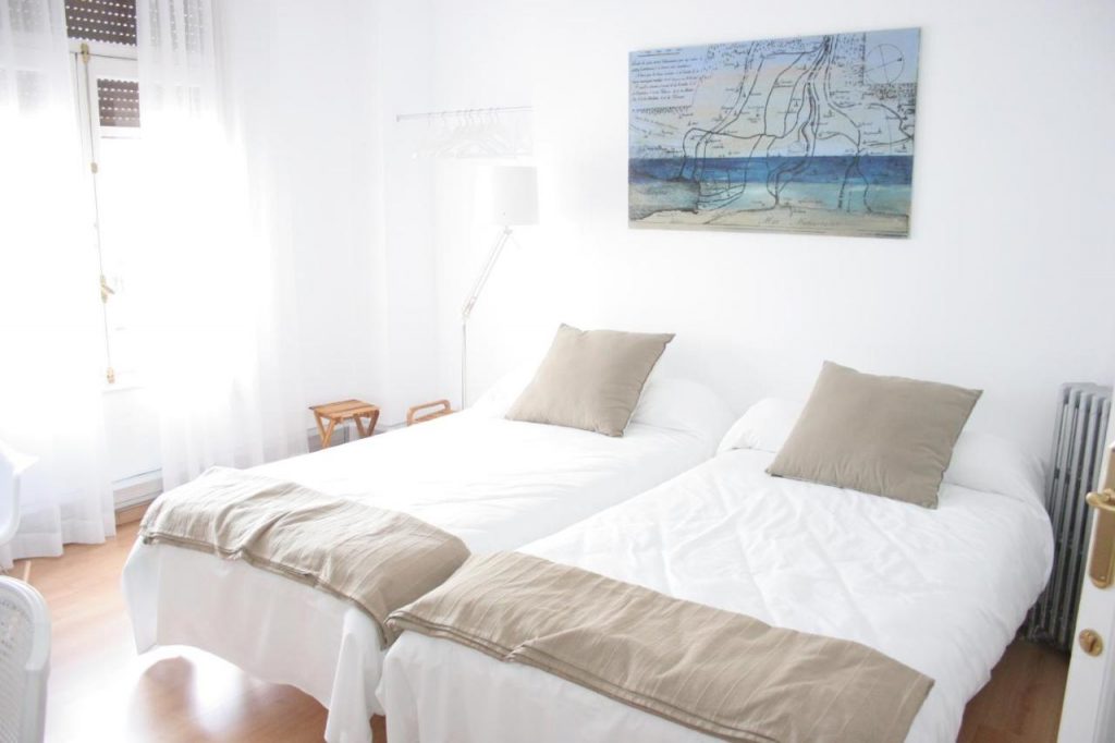 7 Moons Bed & Breakfast | Valencia